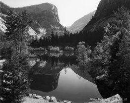 Mirror Lake, ochtend, Yosemite National Park Mirror Lake, ochtend, Yosemite National Park