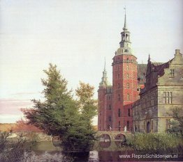 Kasteel Frederiksborg gezien vanuit het noordwesten Kasteel Frederiksborg gezien vanuit het noordwesten