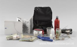 Zonder titel (Rugzakinstallatie) Zonder titel (Rugzakinstallatie)