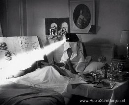Salvador Dalí in bed Salvador Dalí in bed