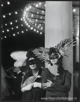 Marie-Laure de Noailles en Léonor Fini Marie-Laure de Noailles en Léonor Fini