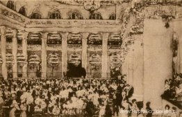 In de Vergadering van Adel In de Vergadering van Adel