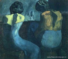 Twee vrouwen zitten aan een bar Twee vrouwen zitten aan een bar