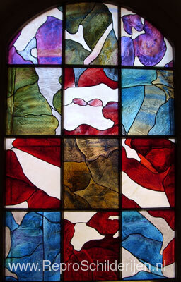 De glas-in-loodramen van de kapel van Sint-Raphaël
