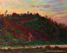 Het dorp La Roche-Blond, zonsondergang Het dorp La Roche-Blond, zonsondergang