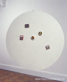 Zonder titel (beweegbare magnetische fotopunten op metalen schij Zonder titel (beweegbare magnetische fotopunten op metalen schij