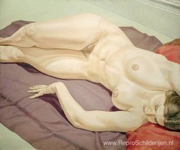 Liggend vrouwelijk naakt op paars laken Liggend vrouwelijk naakt op paars laken