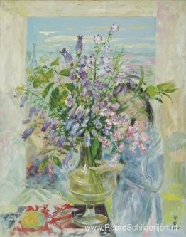 Vrouw met boeket bloemen Vrouw met boeket bloemen