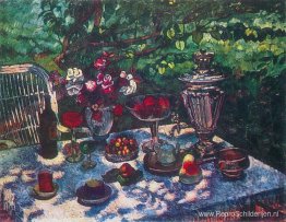 Onafgeruimde tafel Onafgeruimde tafel