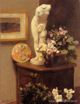 Stilleven met torso en bloemen Stilleven met torso en bloemen