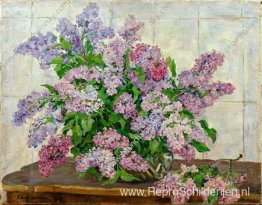 Stilleven. Sering tegen de kachel. Stilleven. Sering tegen de kachel.