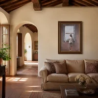 Figuur bij een raam — Italiaanse villa