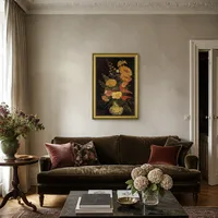 Vaas met Asters, Salvia en Andere Bloemen — Parijs appartement