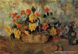 Oost-Indische kers & dahlia's in een mand Oost-Indische kers & dahlia's in een mand