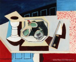 Stilleven met granaatappels en mes op een voetstuk Stilleven met granaatappels en mes op een voetstuk