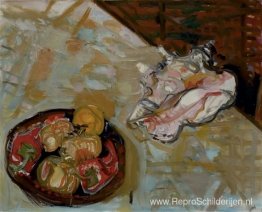 Bord met fruit en schaaldieren Bord met fruit en schaaldieren