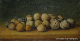 Pruimen aan de rand van de tafel Pruimen aan de rand van de tafel