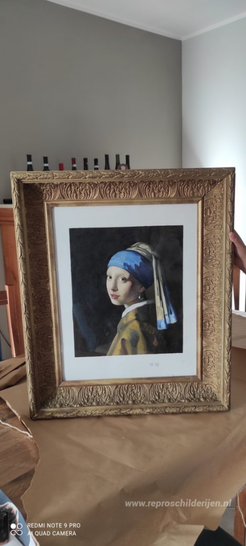 Het meisje met de parel – met de hand geschilderde reproductie, foto van het voltooide schilderij