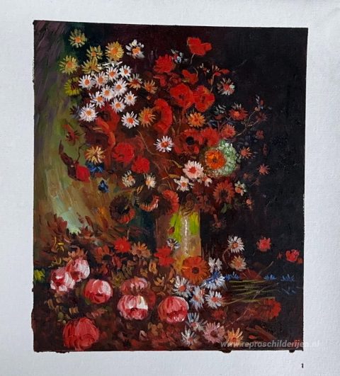 Vaas met klaprozen, korenbloemen, pioenrozen en chrysanten  – met de hand geschilderde reproductie, foto van het voltooide schilderij